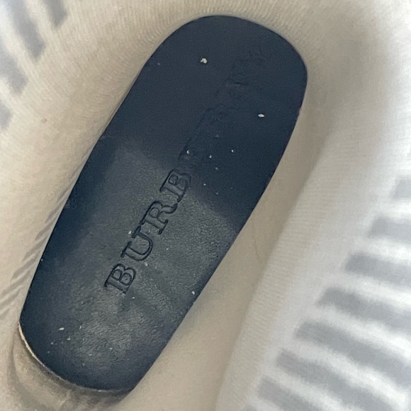 Burberry rain boots - Picture 4 of 5